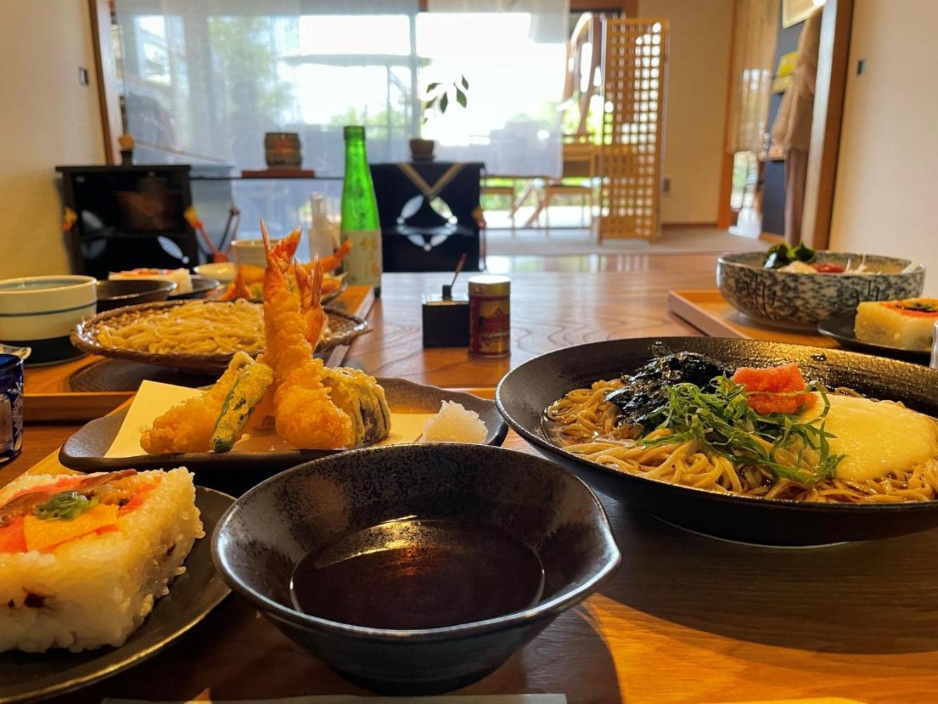 Vessel Inn Hiroshima Station Экстерьер фото