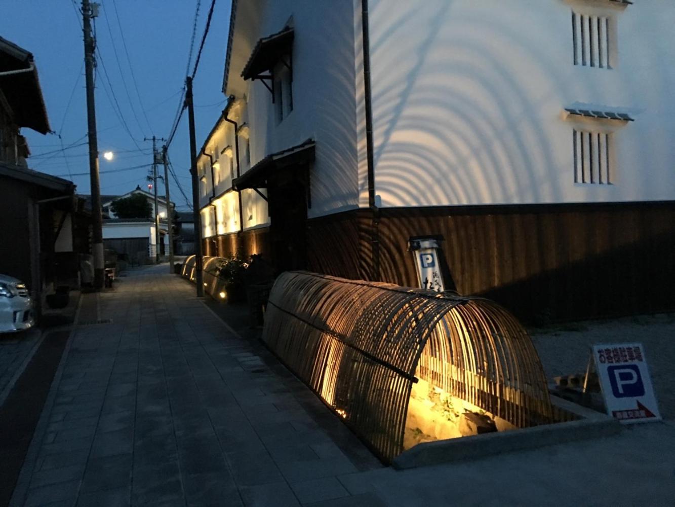 Vessel Inn Hiroshima Station Экстерьер фото